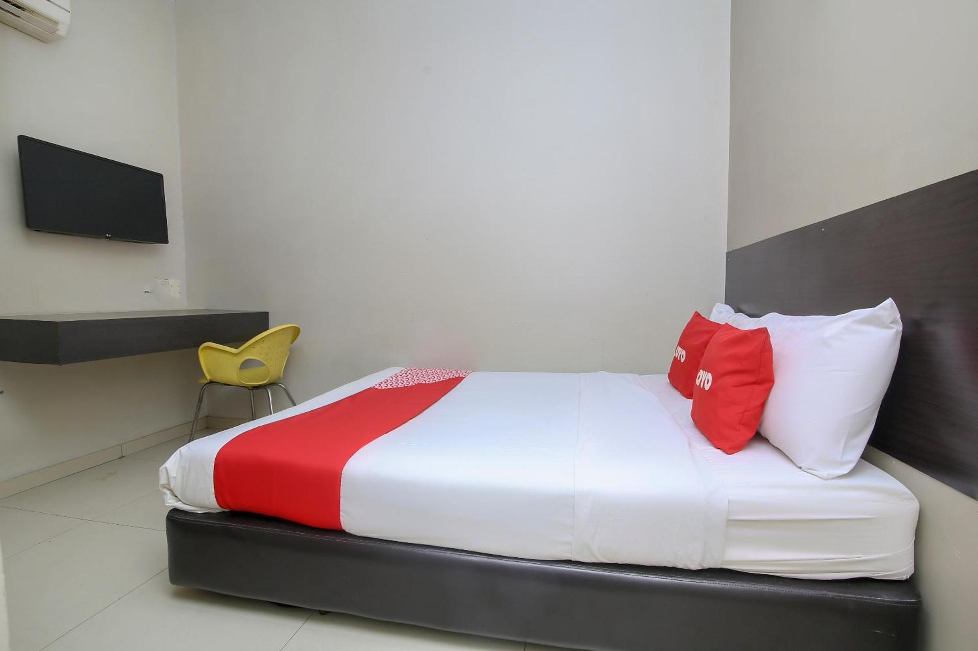 Nice Stay Three Six Five Services Кучинг Экстерьер фото